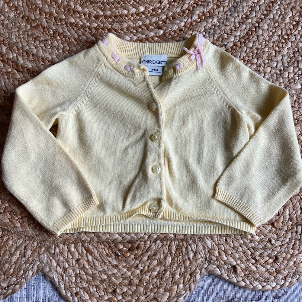 Vintage Cherokee Knit Cardigan Sweater with woven pink ribbon flower buttons 24M